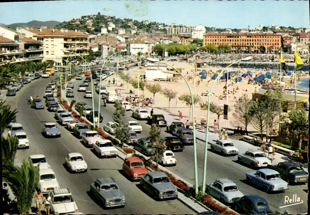 Saint-Raphaël (Var) — Ansicht des Boulevards de la Libération — Éditions Rella - Vorderseite
