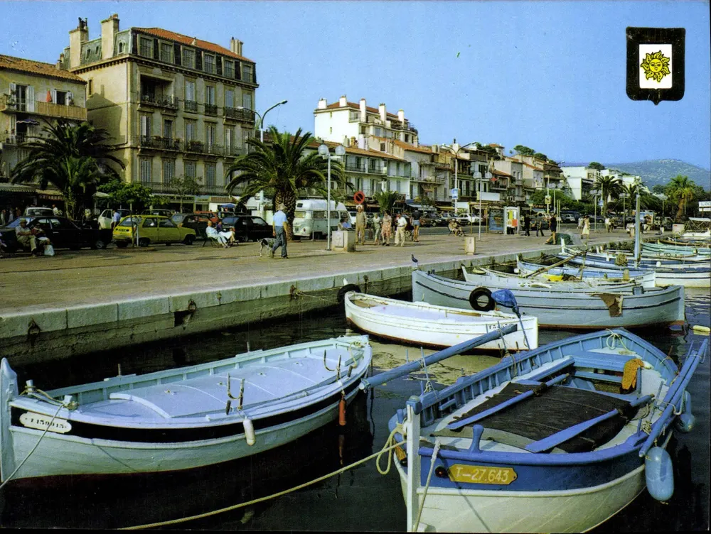 Porto de Bandol — vista do cais e dos barcos — Riviera-Diffusion - Frente