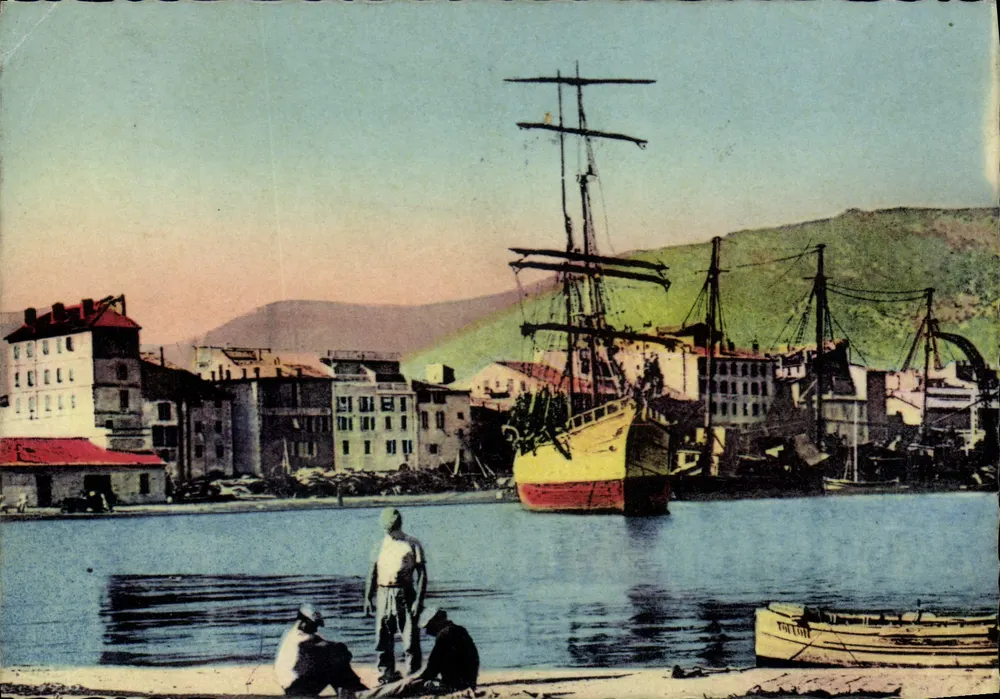 Porto de Toulon — vista do porto com um navio a vela — editor desconhecido - Frente