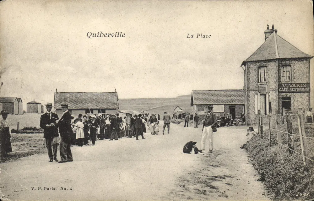 Quiberville — A Praça — V. P. Paris. No. 5 - Frente