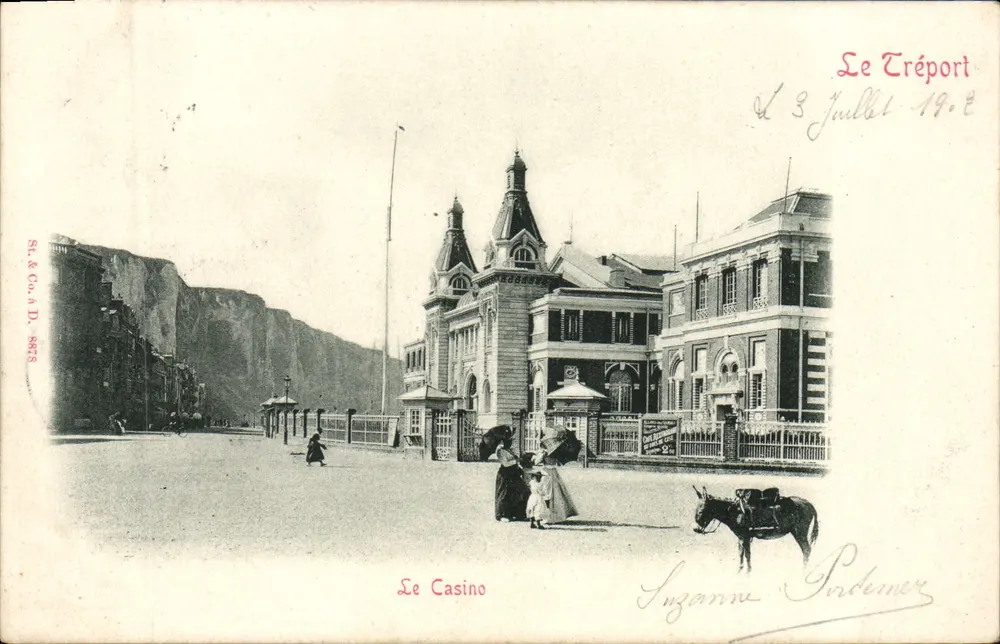 O Casino — Le Tréport — St. & Co. & D. 8873 - Frente