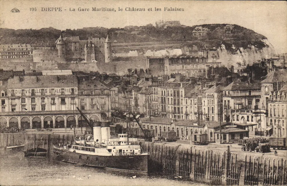 Dieppe - Die Maritime Station, das Schloss und die Klippen — Verleger: Nouveaux Éditeurs de Dieppe, n° 195 - Vorderseite