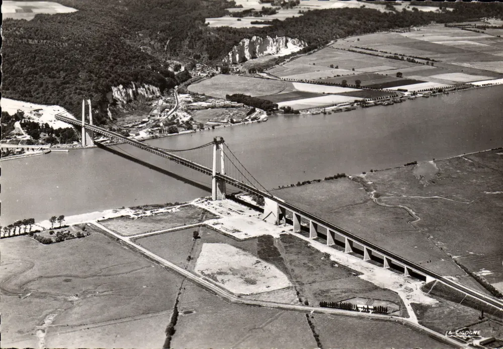 Brücke von Tancarville — Luftbild — La Cigoigne, N° 7013 - Vorderseite