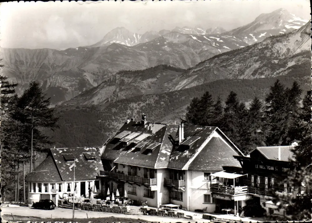 Le Vall'rgan Sport — Le Grand Hôtel — Éditions Françaises - Recto