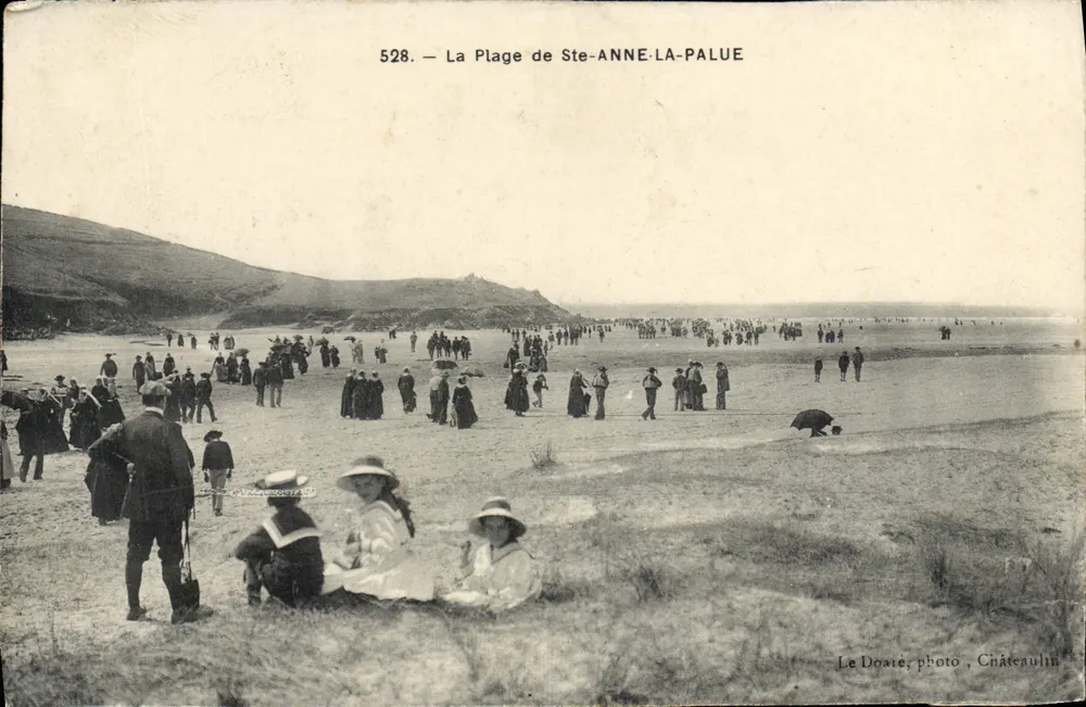 A Praia de Ste-ANNE-LA-PALUE — vista animada — Le Doaré, foto, Châteaulin, n°528 - Frente