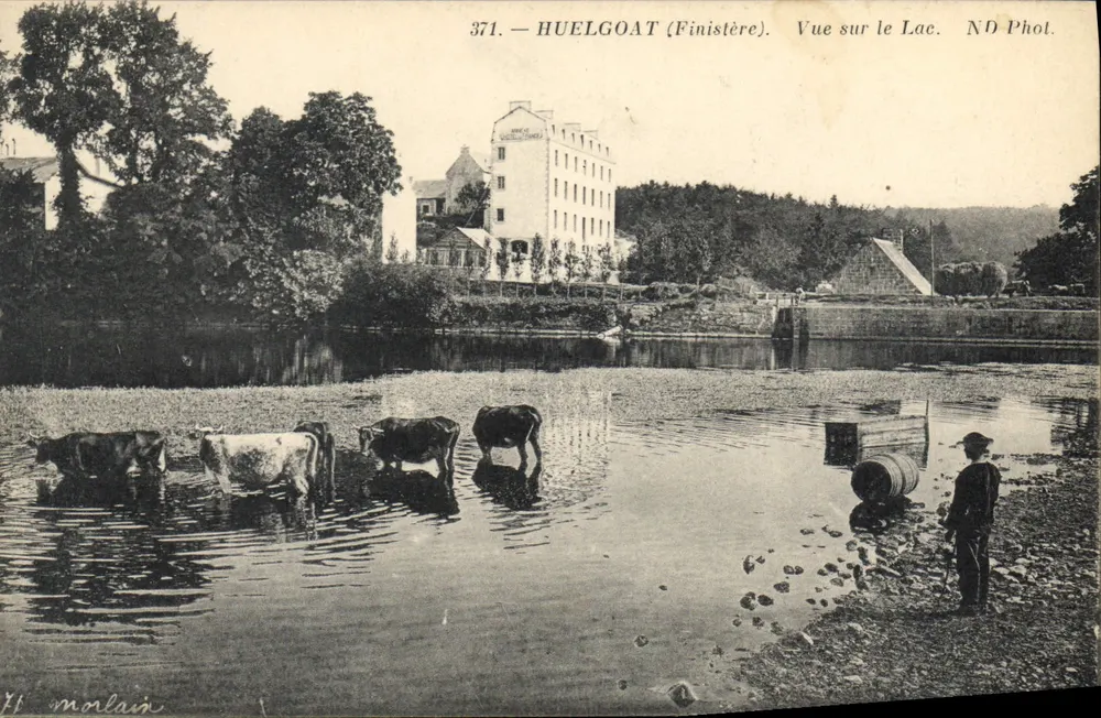 Huelgoat (Finistère) — Ansicht des Sees — ND Fotografie - Vorderseite