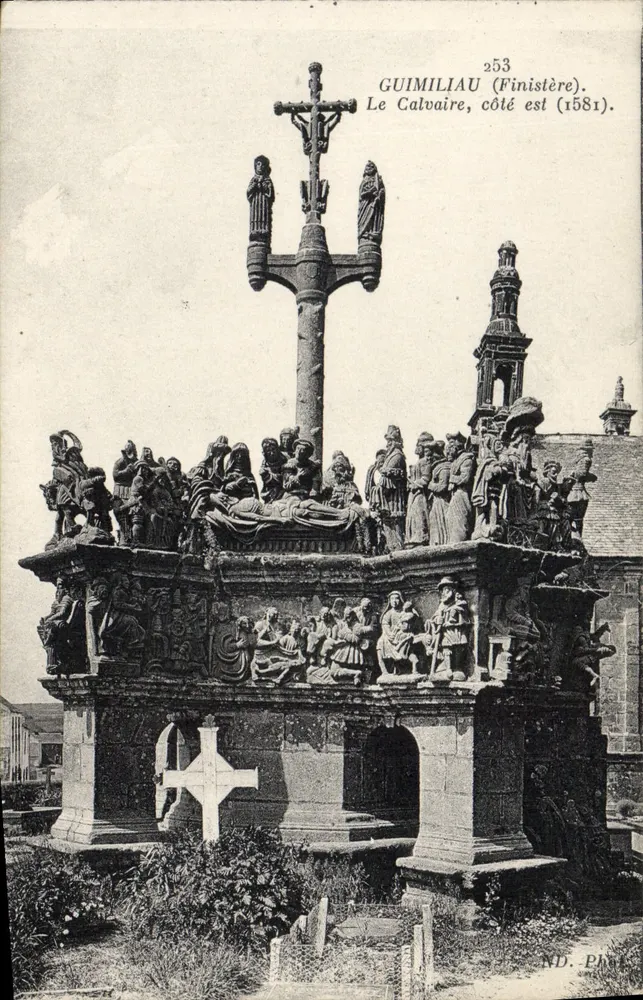 Guimiliau (Finistère) — Der Calvarienberg, östliche Seite (1581) — ND. PINK, n° 253 - Vorderseite