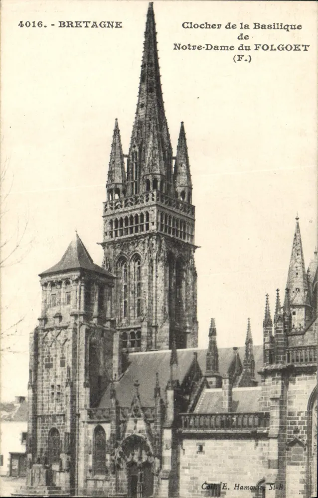 Glockenturm der Basilika Notre-Dame du Folgoët — Bretagne — Verlag E. Hamon, St-B. - Vorderseite