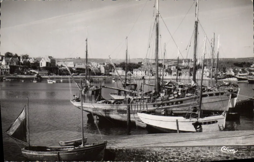 Camaret (Finistère) — Der Hafen und die Garnelenfischer — Photo Collier (S.L.E.T.) - Vorderseite