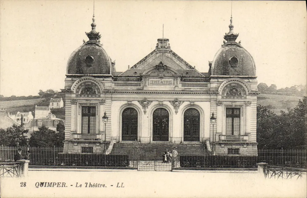 Quimper - A Vista do Teatro - LL - Frente