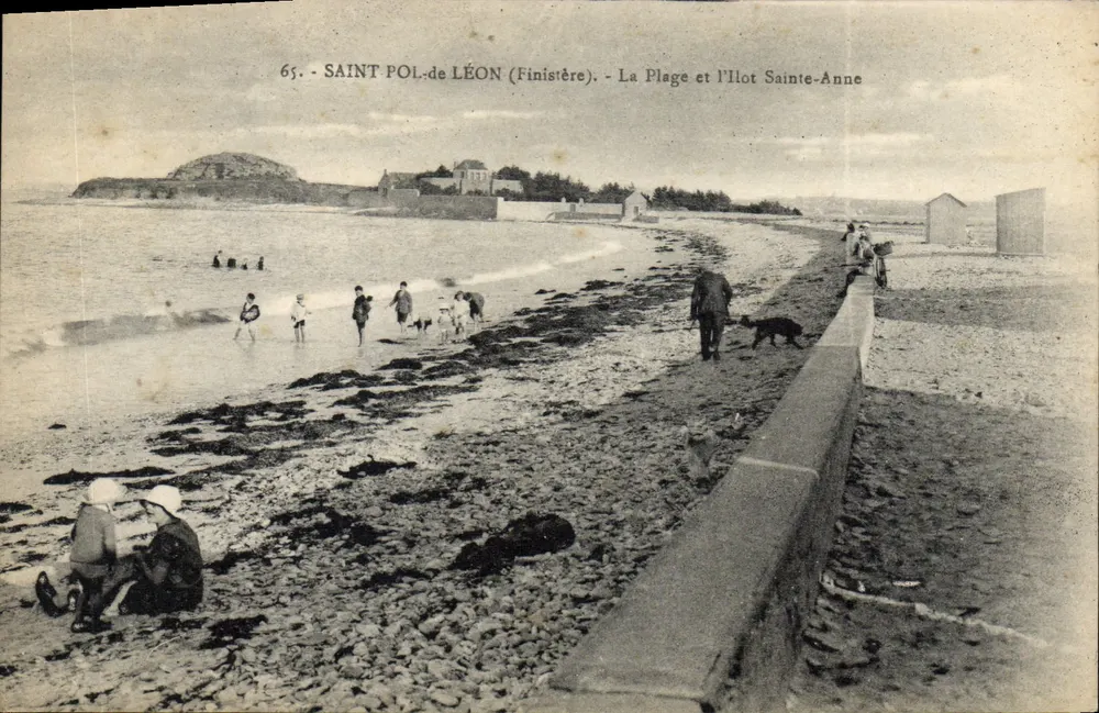 Saint-Pol-de-Léon (Finistère) — La Plage et l'Îlot Sainte-Anne — Verlag: Antike Ansichtskarte décollection - Vorderseite