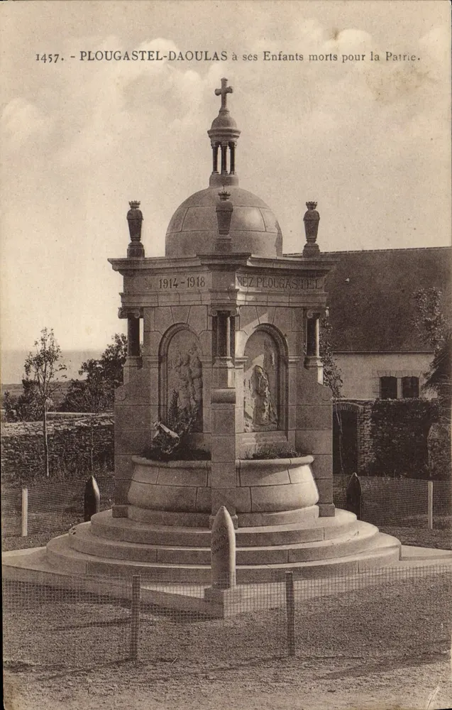 PLOUGASTEL-DAOULAS — Denkmal für Kinder, die für das Vaterland gestorben sind — Le Doasé, phot.-edit. (Finistère) - Vorderseite