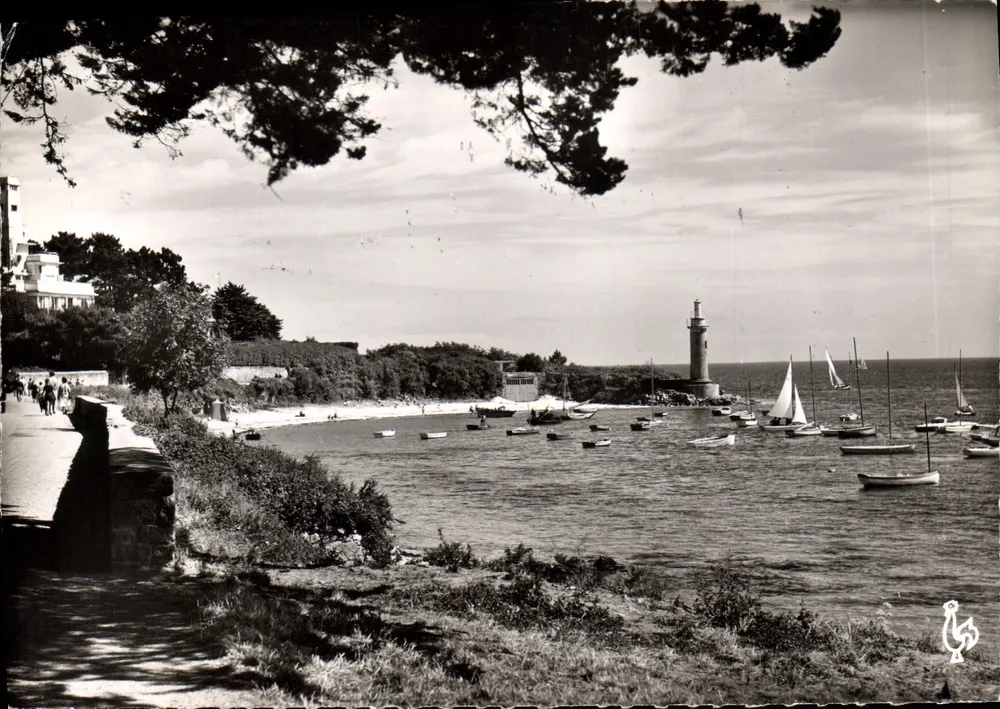Bénodet (Finistère) — Die Bucht des Kleinen Leuchtturms und der Kleine Leuchtturm — Les Tirages Modernes - Vorderseite