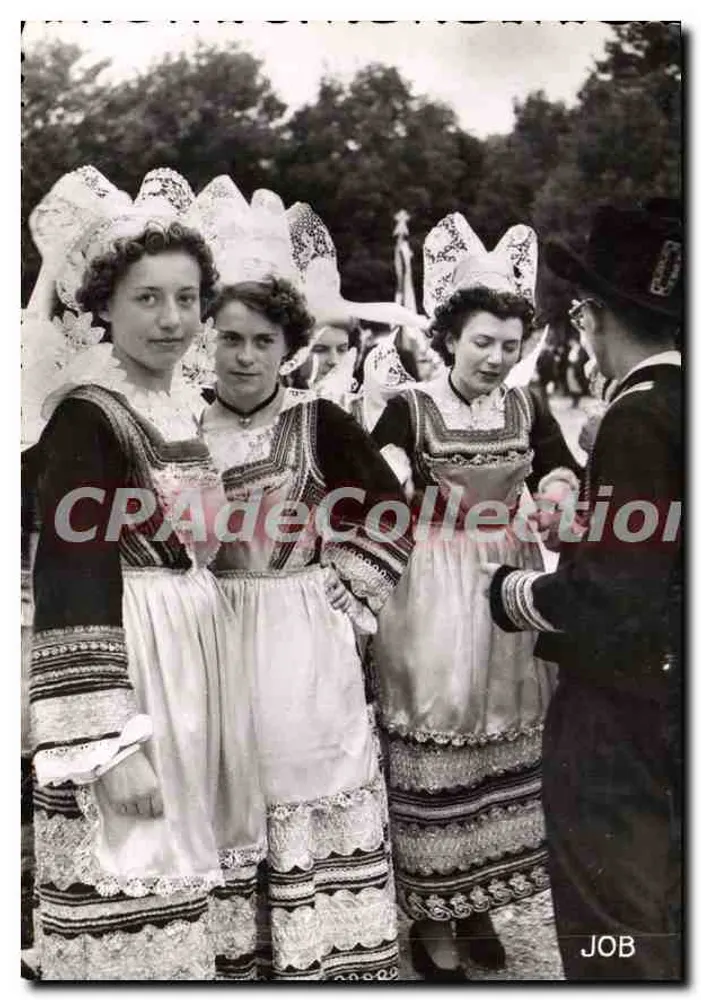 Kleding van Pont-Aven — Bretagne — Collectie J. VITAR — n°22 - Voorkant