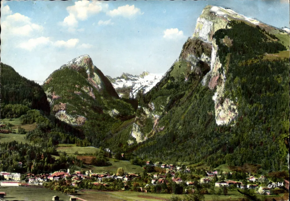 Samoëns (Hoog Savoie) — Algemene uitzicht, Le Criou, les Dents Blanches en de Pointe du Tuot — Niko - Voorkant