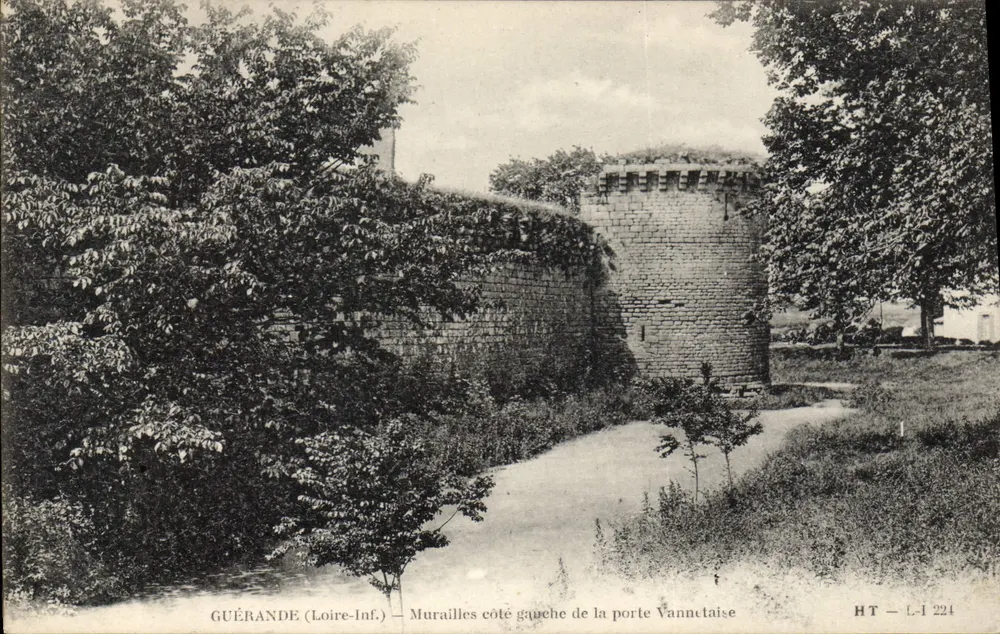 Guérande (Loire-Inf.) — Mauern auf der linken Seite der Vannetaise-Tür — HT - L-I 224 - Vorderseite