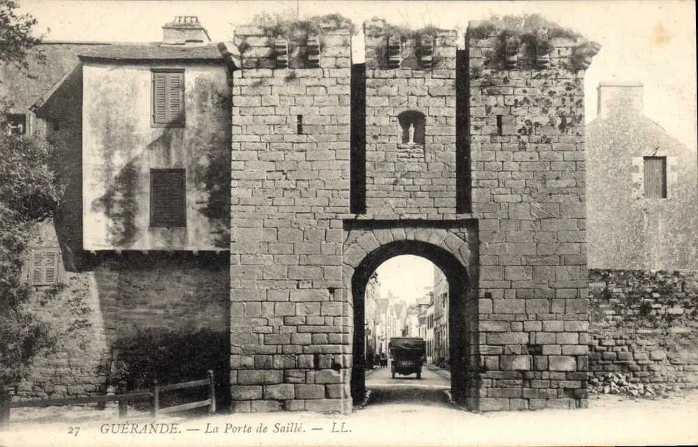 Guérande — A Porta de Saillé — LL. - Frente