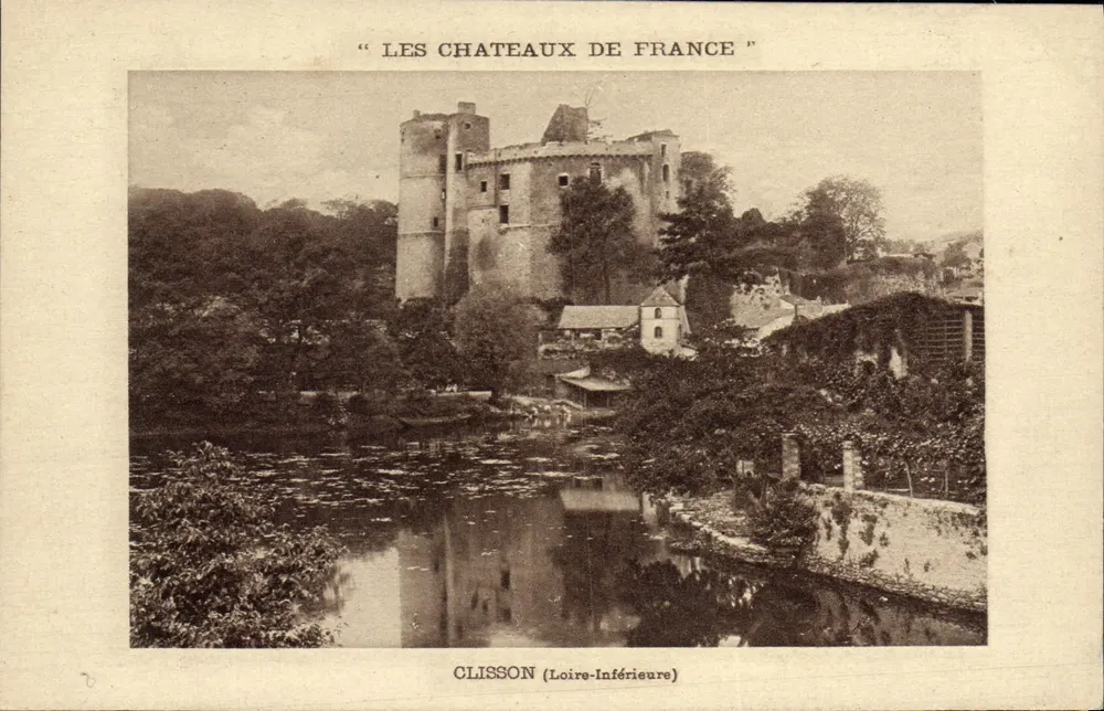 Schloss Clisson — Loire-Inférieure — "Les Châteaux de France" - Vorderseite