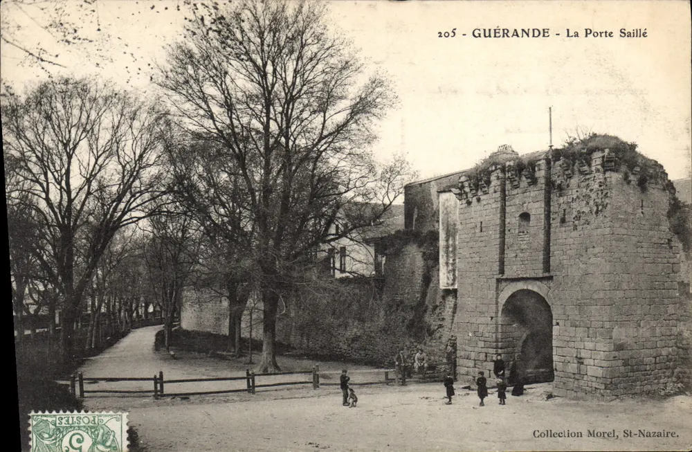 Guérande - A Porta Saillée — Coleção Morel, St-Nazaire - Frente
