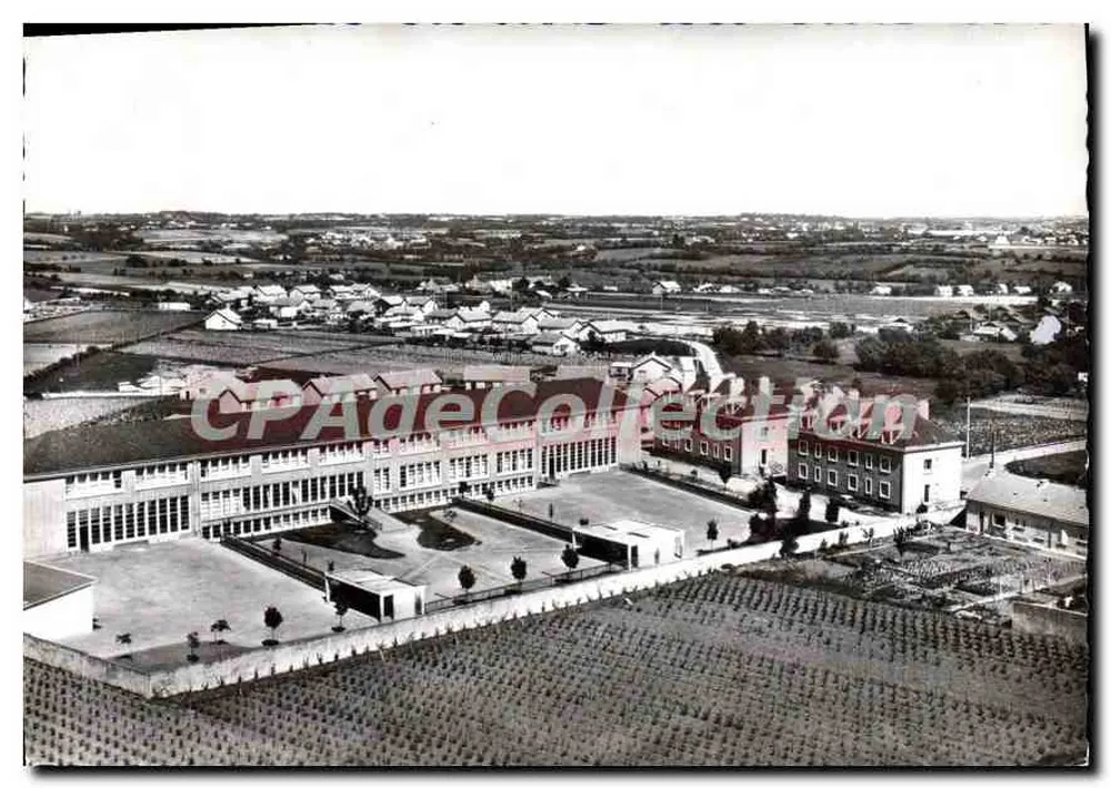 Vista aérea da Escola dos Ardillats — Editora: CPAdeCollection - Frente