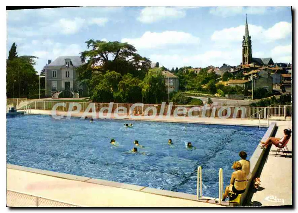 Schwimmbecken von Le Loroux-Bottereau — Panoramablick — unbekannter Verleger - Vorderseite