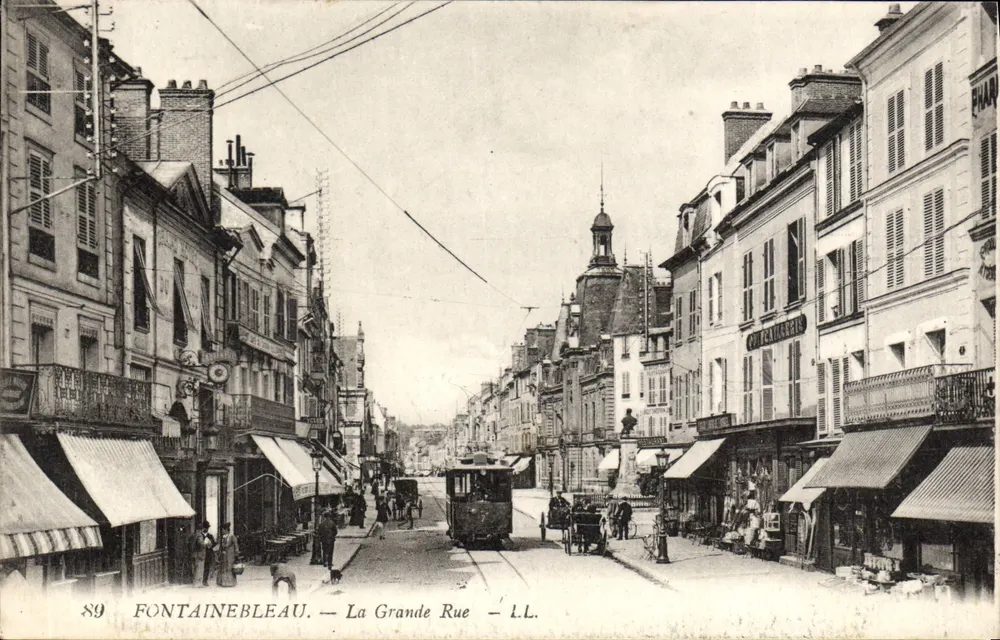 Fontainebleau — La Grande Rue — L.L. — n°89 - Recto