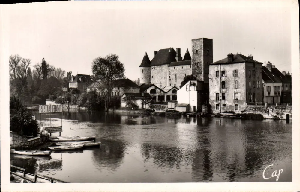 Nemours — Schloss und Ufer des Loing — C.A.P. Cap - Vorderseite