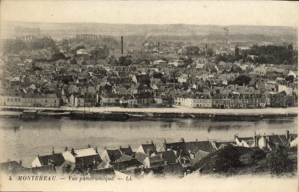 Montereau — Vista panorâmica — LL - Frente