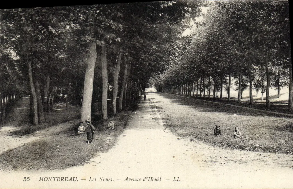 Montereau — Les Noues — Avenue d'Houël — LL - Vorderseite