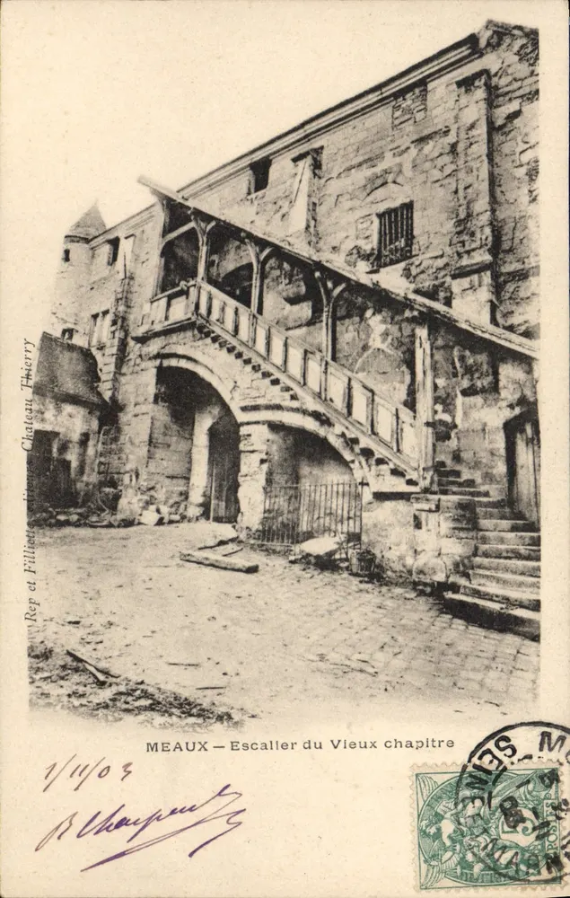 Meaux — Escada do Velho Capítulo — Rep e Filliette, Castelo Thierry - Frente