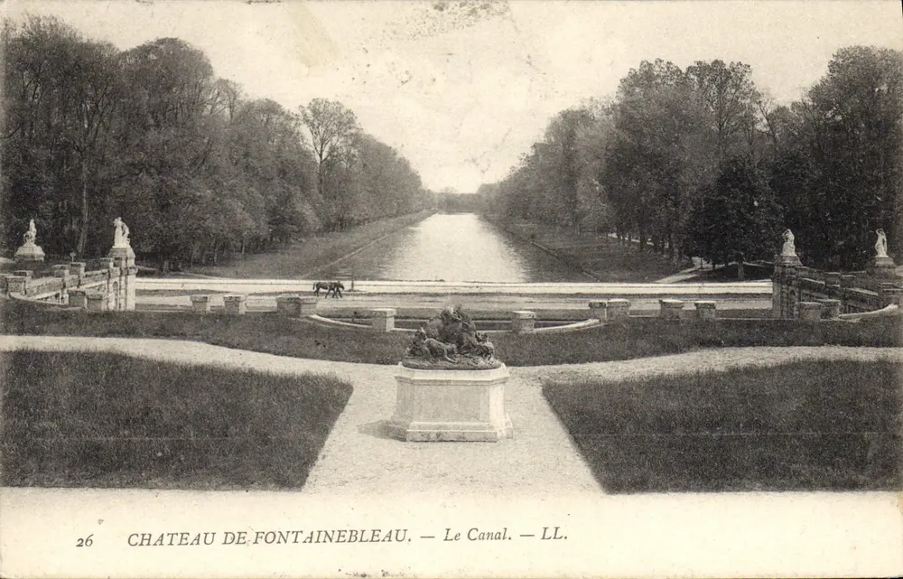 Château de Fontainebleau — Le Canal — LL. - Recto