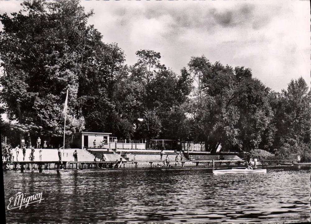 Der Strand in La Ferté-sous-Jouarre — Verlag E. Mignony, n°4393 - Vorderseite