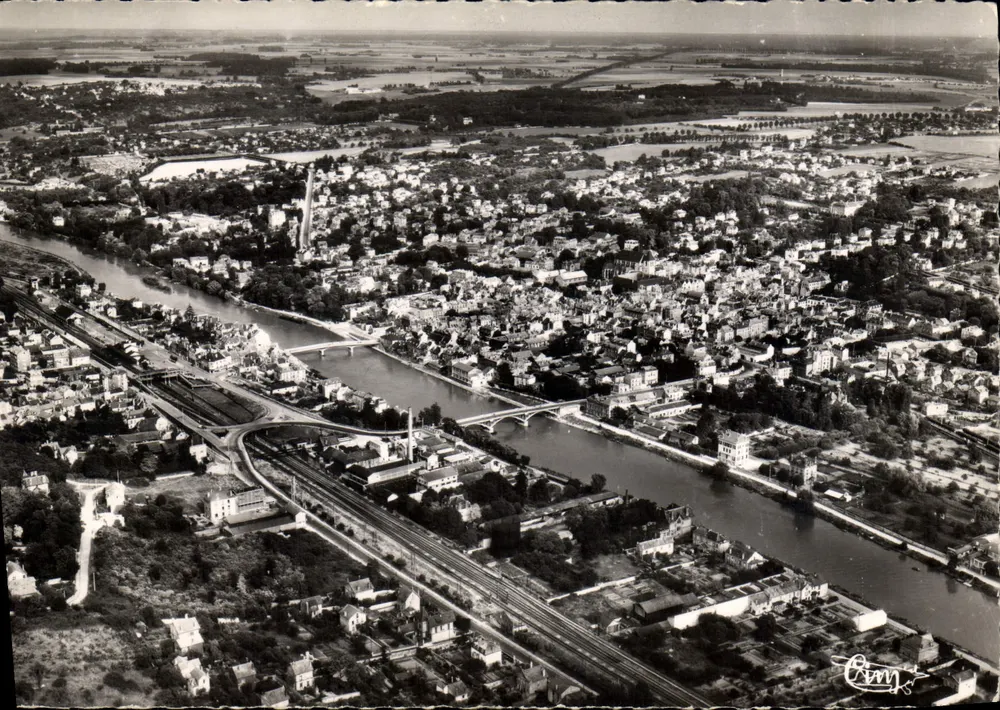 Lagny-sur-Marne — Allgemeine Luftansicht — Éditions Aériennes Combier - Vorderseite