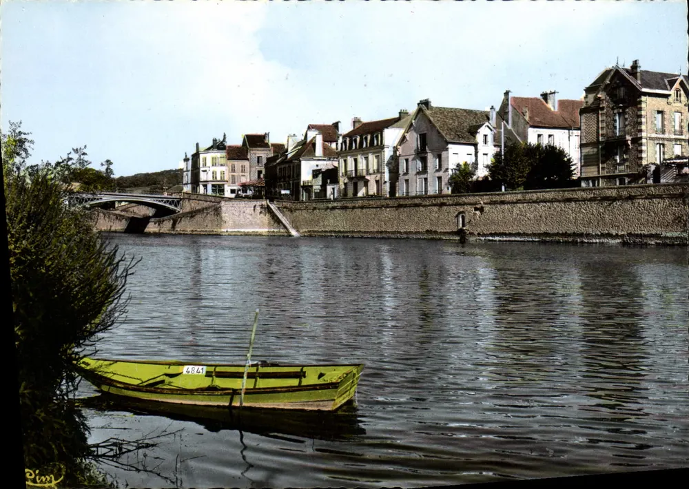 La Ferté-sous-Jouarre — Ufer der Marne — Verlag Combier - Vorderseite