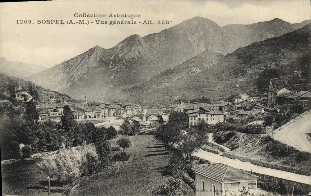 Sospel (A.-M.) — Allgemeiner Blick — H. 358m — Édison Gioletta, Foto von OCTRON SOSPÉL - Vorderseite