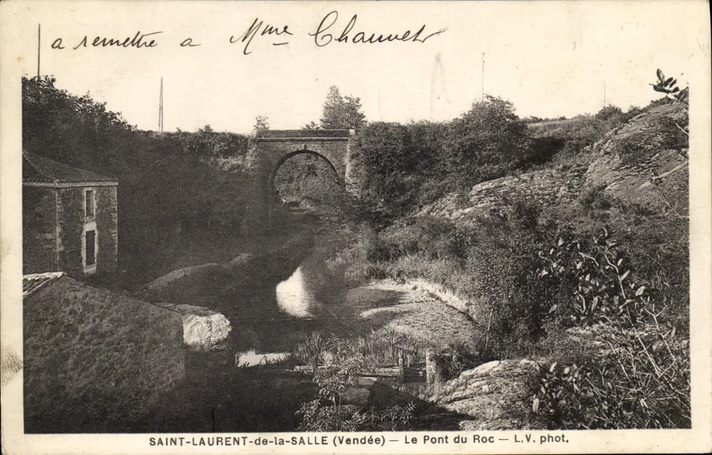 Saint-Laurent-de-la-Salle (Vendée) — Le Pont du Roc — L.V. phot. - Vorderseite