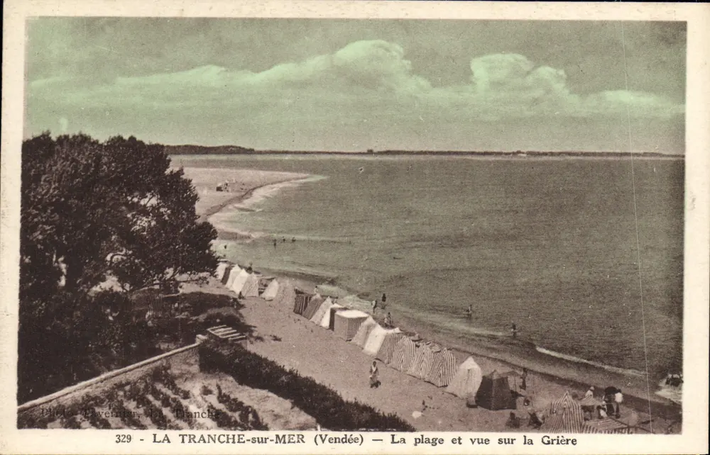 LA TRANCHE-sur-MER (Vendée) — Die Strandpromenade und Blick auf die Grière — Foto Léwetiner, n° 329 - Vorderseite