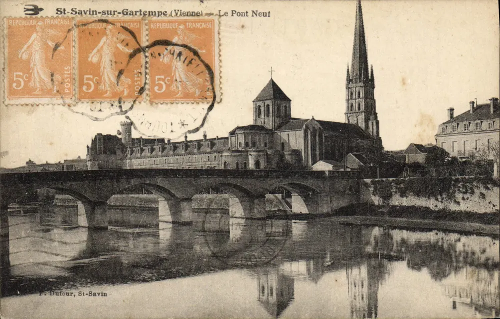 St-Savin-sur-Gartempe (Vienne) — De Nieuwe Brug — P. Dufour - Voorkant