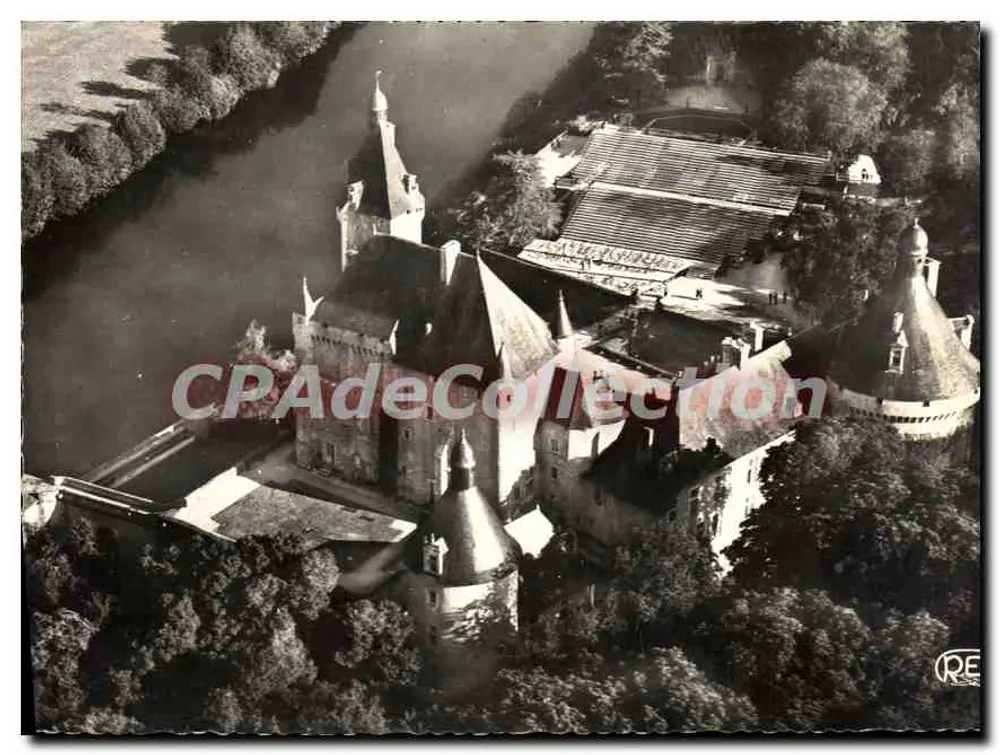 Castelo de Touffou — Vista Aérea — M. Rousseel, Châteauroux - Frente