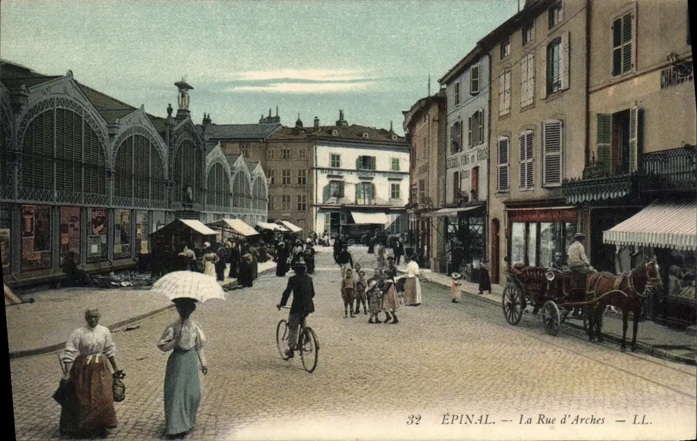 Épinal — A Rue d'Arches — LL. n°32 - Frente