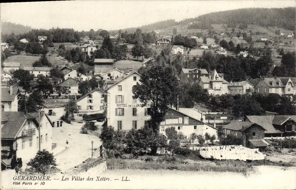 Gérardmer — As Villas das Xettes — Hotel da Jamagne — Visé Paris n°10 - Frente