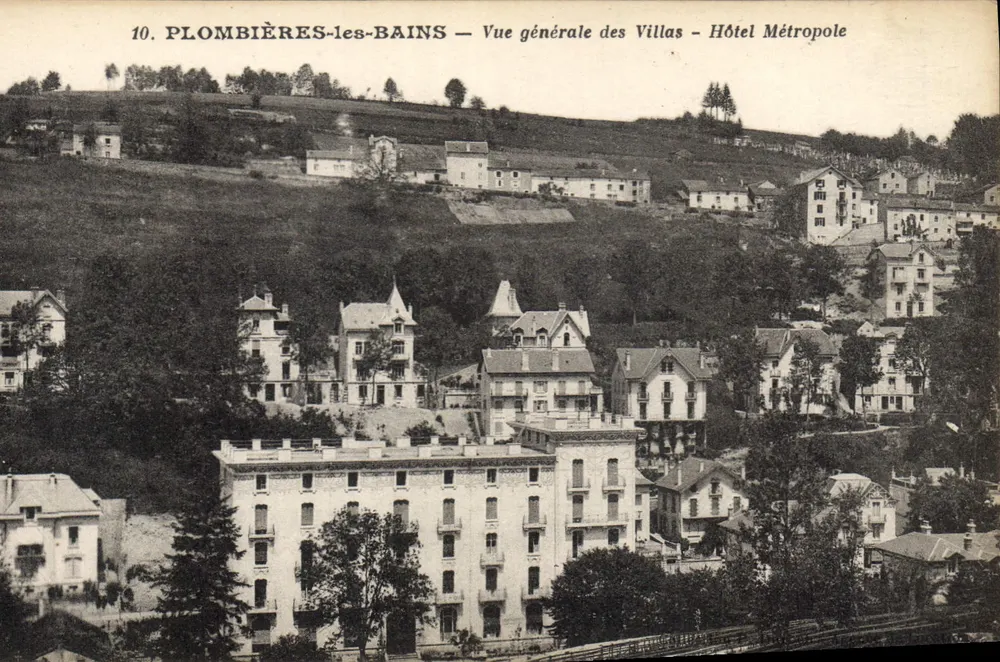 Plombières-les-Bains — Allgemeiner Blick auf die Villen — Hôtel Métropole - Vorderseite