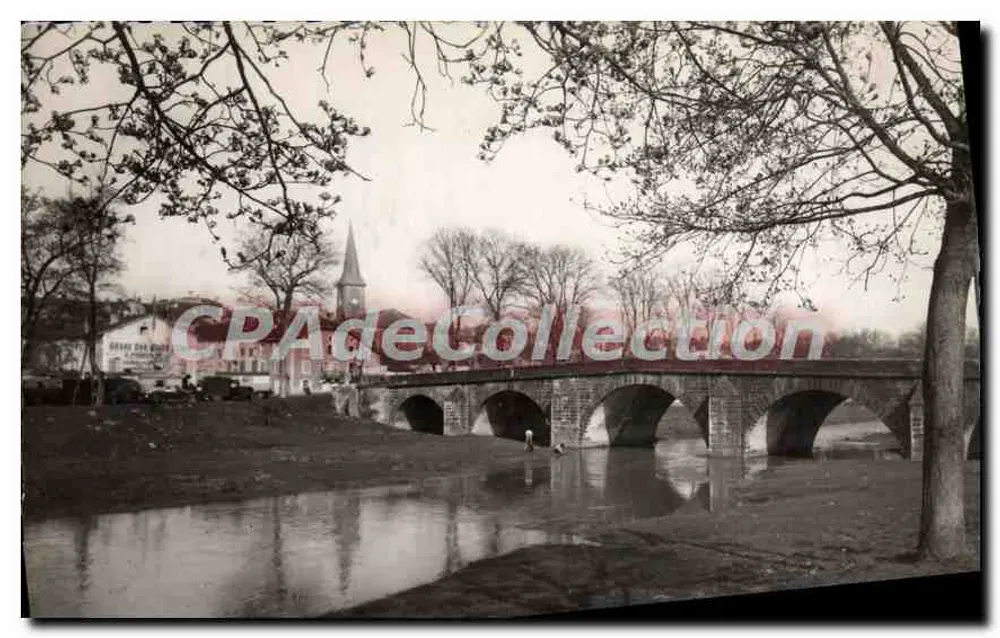 Mirecourt - Brücke des Faubourg — Photo Gérand Titton - Vorderseite