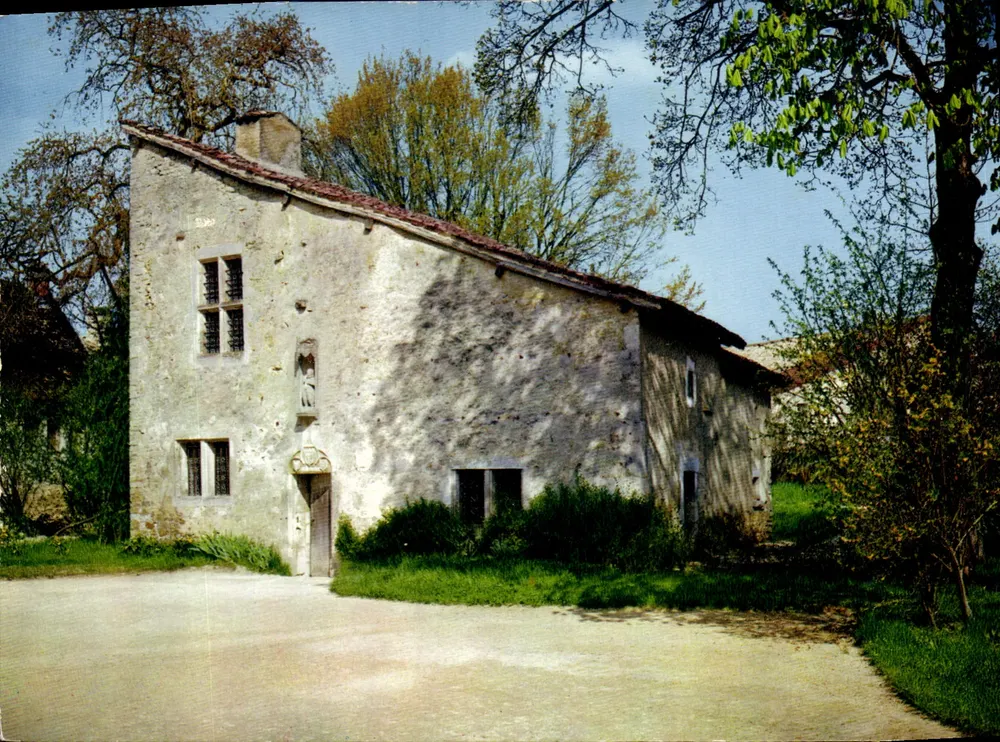 Domrémy — A casa de Joana d'Arc — Edição da Casa de Joana d'Arc, 10. M - V. 70 - Frente