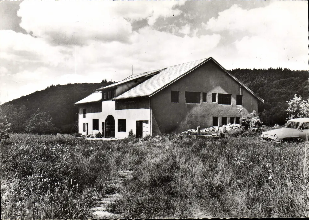 Saint-Etienne-les-Remiremont — Purifaiing, colônia de férias da Stéphanoise — Foto F. Perrin - Frente