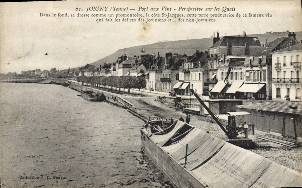 Joigny (Yonne) — Port aux Vins - Perspektive auf die Quais - Vorderseite