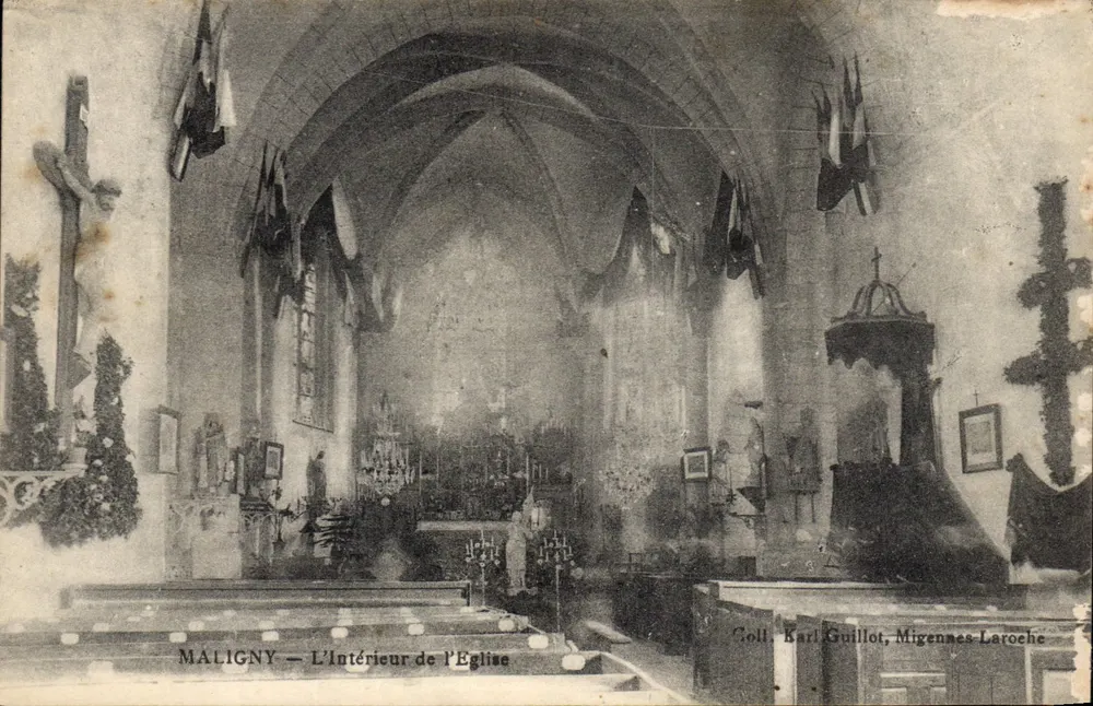 Maligny — Interior da Igreja — Coleção Karl Guillot, Migennes-Laroche - Frente