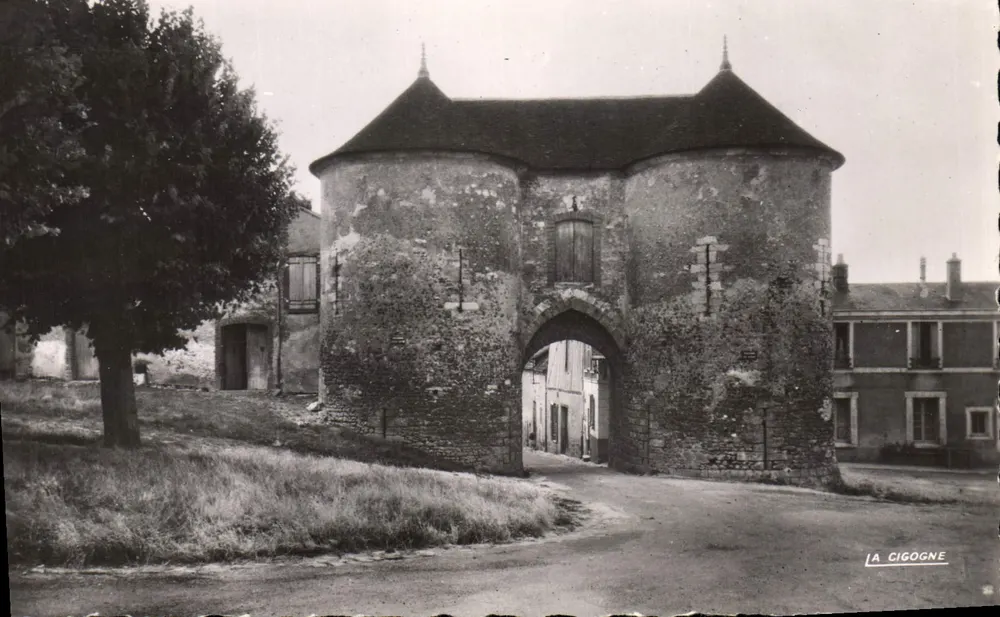 Houten poort — Joigny-sur-Yonne — Edities Véritable - Voorkant