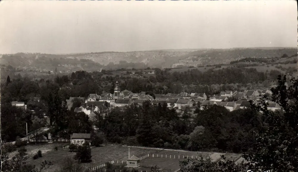 VOUTENAY-sur-CURE — Visão Geral — Éditions de Lux E. MIGNON - Frente