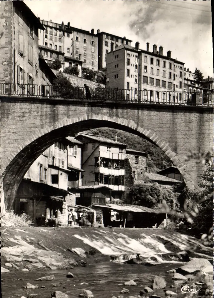 Ponte de Seychalles — Thiers — editor Comtier Imp. Macon - Frente